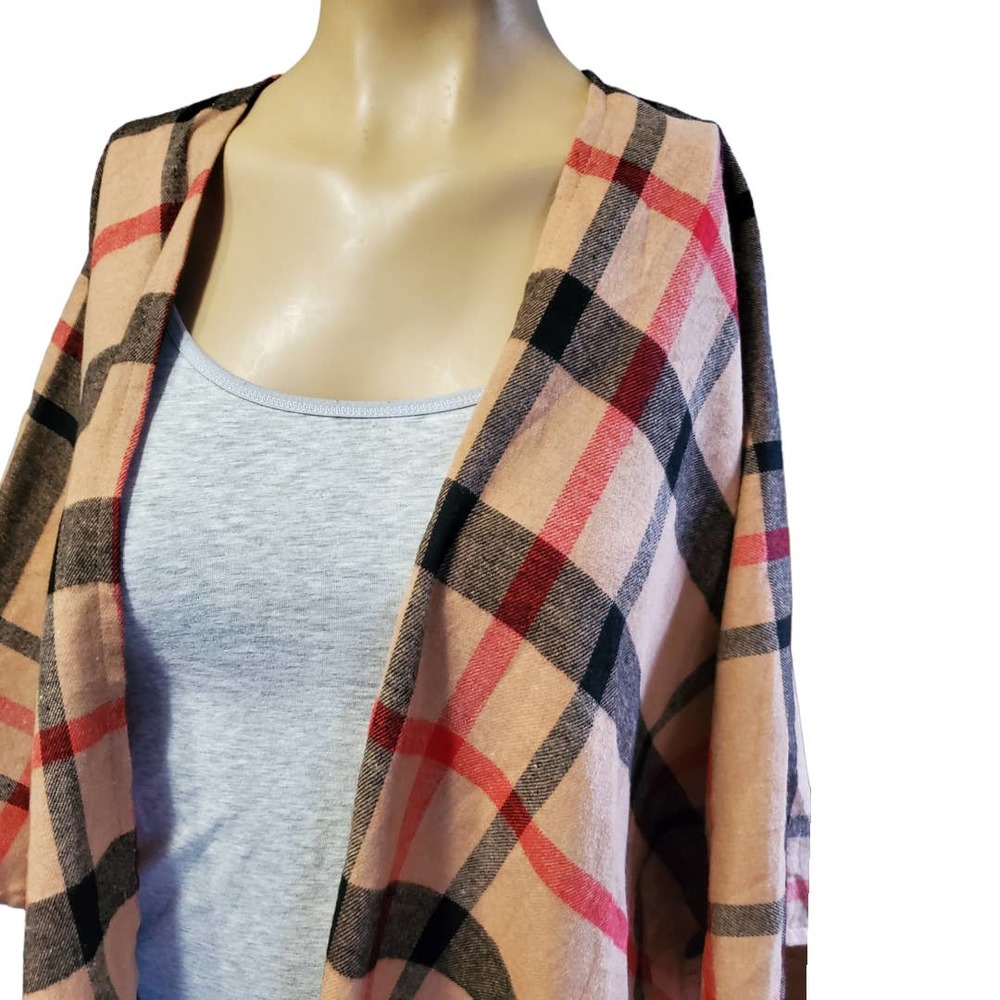 SOLD Tan Plaid Open Front Kimono Cape from Andree By Unit - Picture 4 of 4